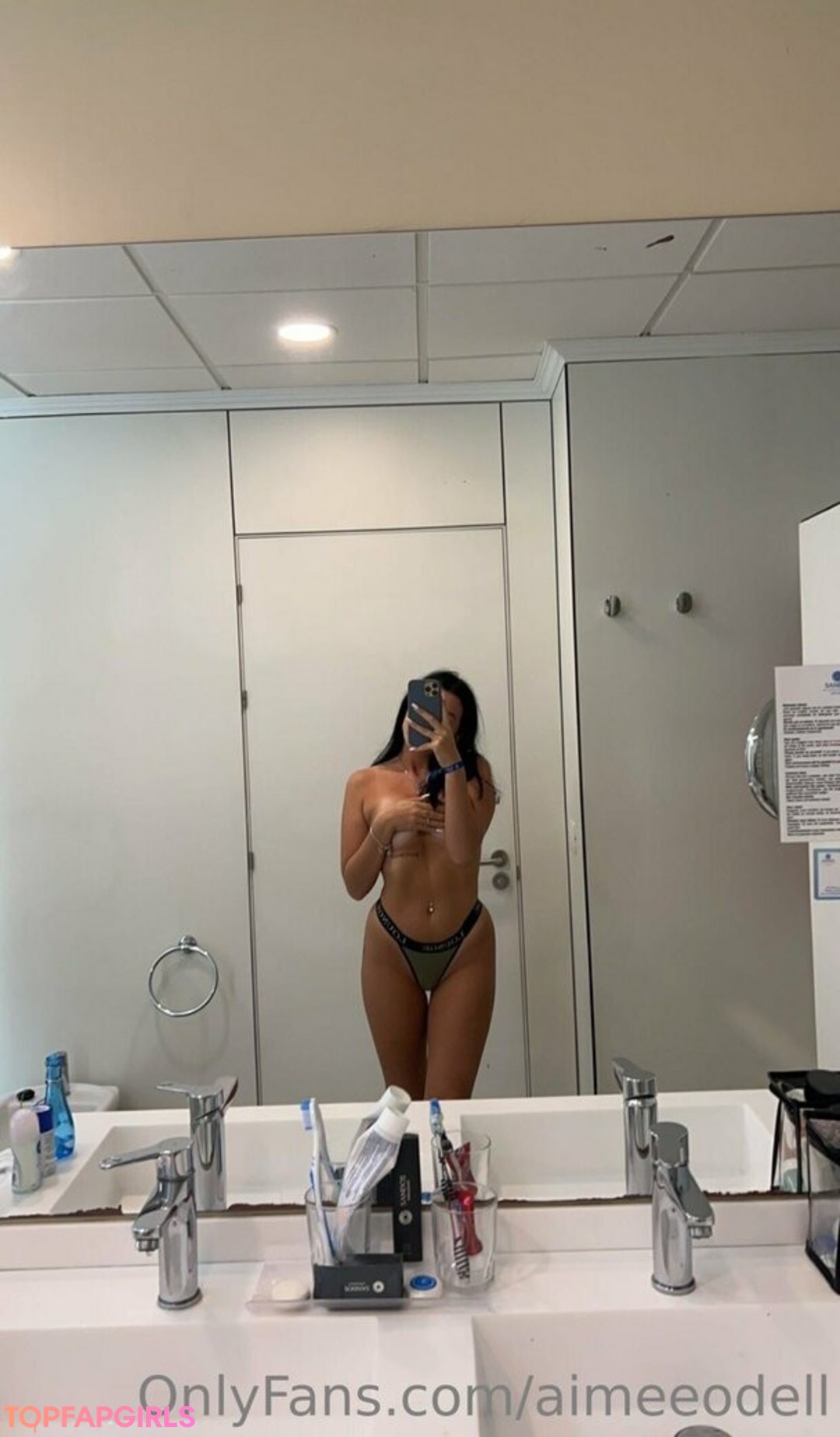 Foto desnuda filtrada de OnlyFans de Secretamber2 #11 Foto desnuda filtrada de OnlyFans de Secretamber2 #11