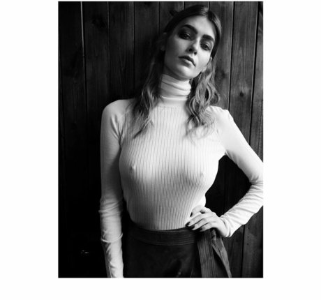 Eve Delf
