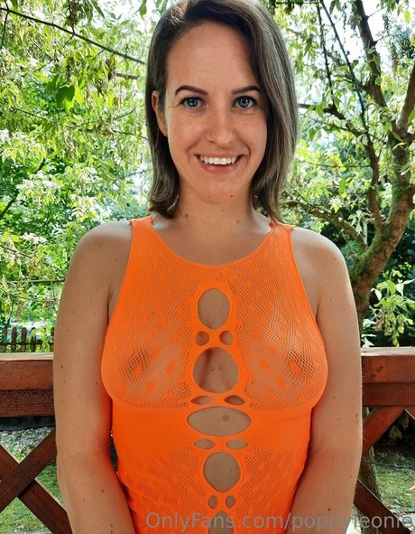 Foto desnuda filtrada de OnlyFans de Poppy Leonie
