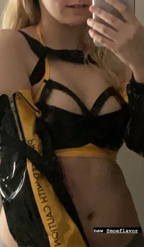 Foto desnuda filtrada de OnlyFans de Drugstorecowgir1