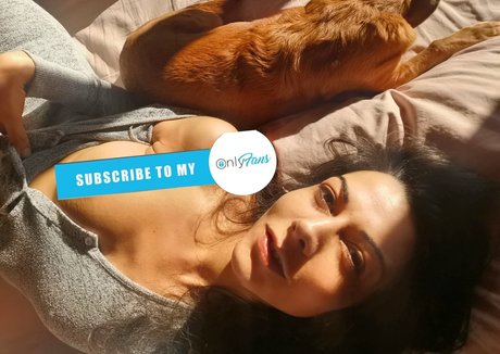 Foto desnuda filtrada de OnlyFans de Loucharmellefree