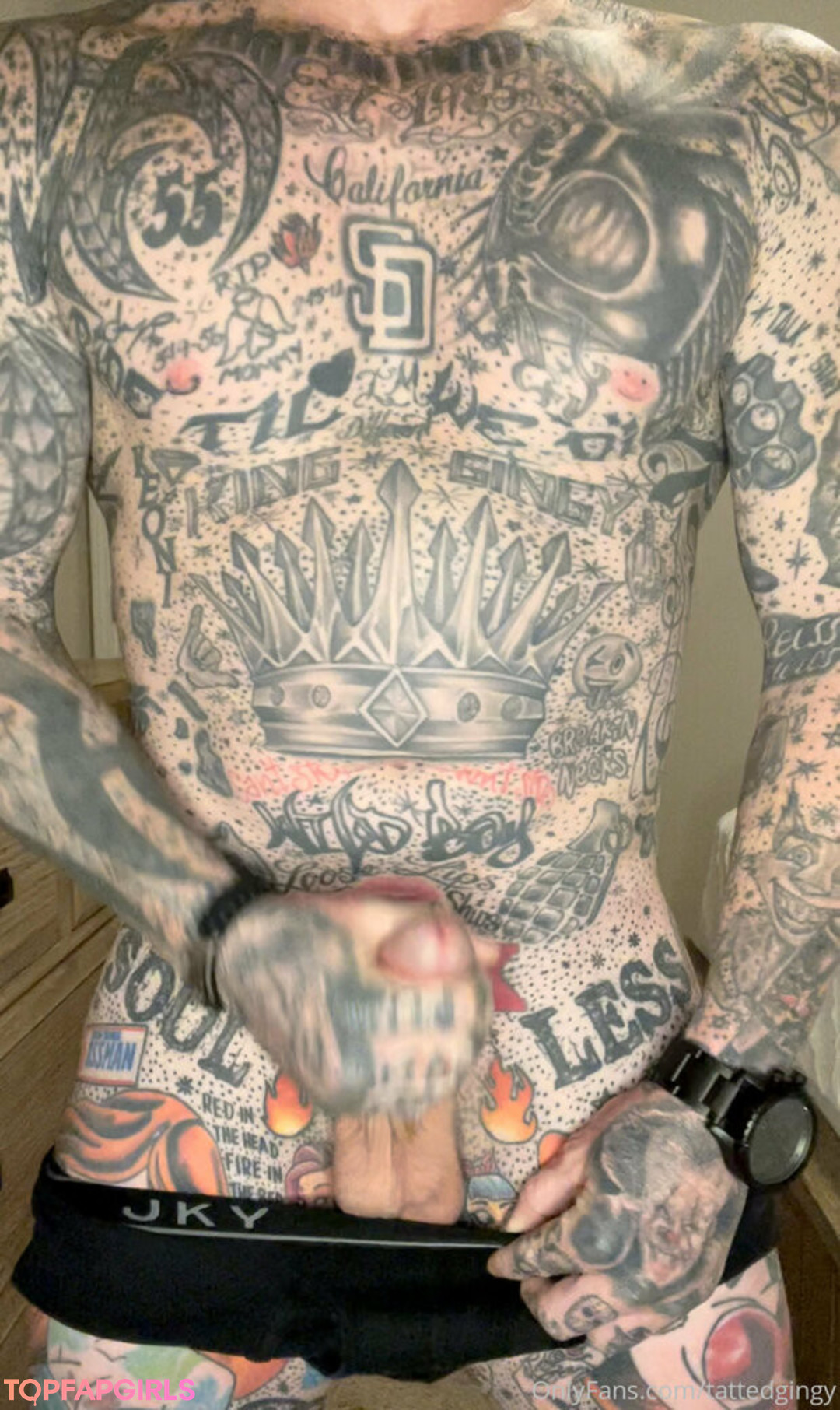 Foto desnuda filtrada de OnlyFans de Tattedgingy #85 Foto desnuda filtrada de OnlyFans de Tattedgingy #85