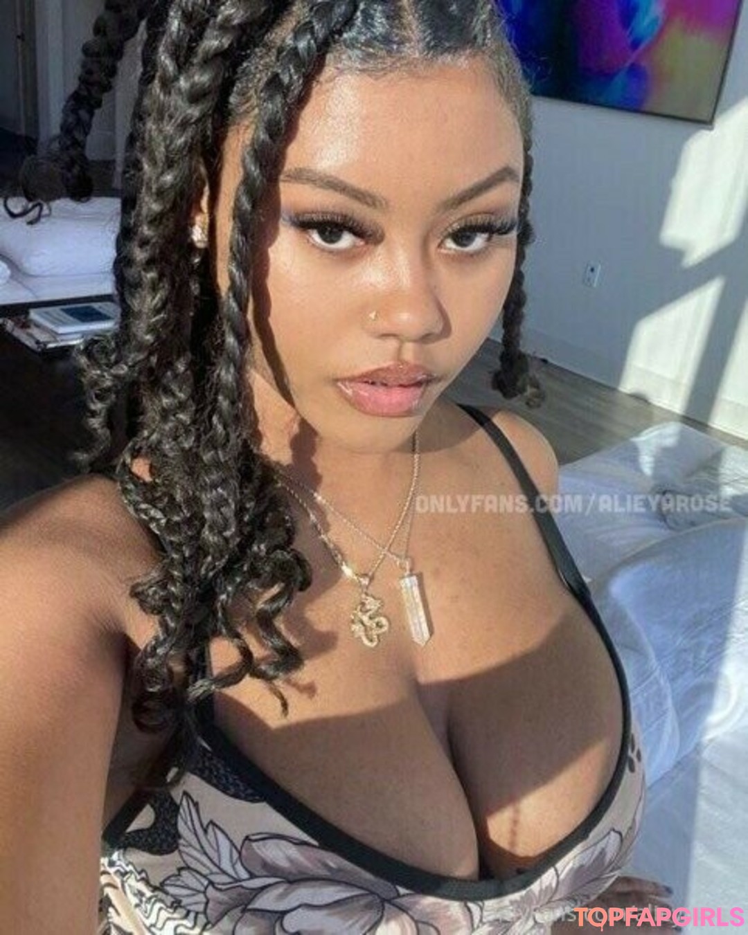 Foto desnuda filtrada de OnlyFans de Dejarennae #33 Foto desnuda filtrada de OnlyFans de Dejarennae #33
