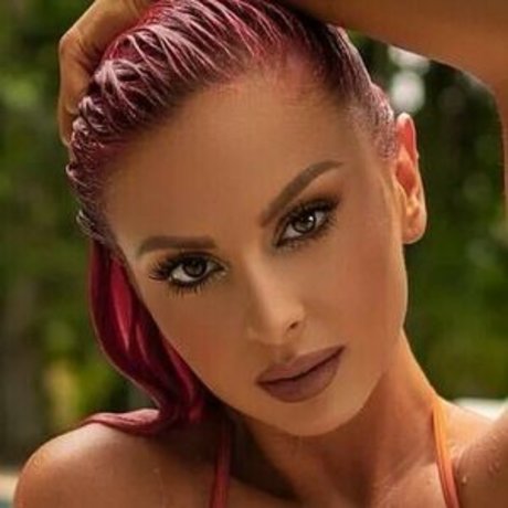 Foto desnuda filtrada de OnlyFans de Danni Ellexo