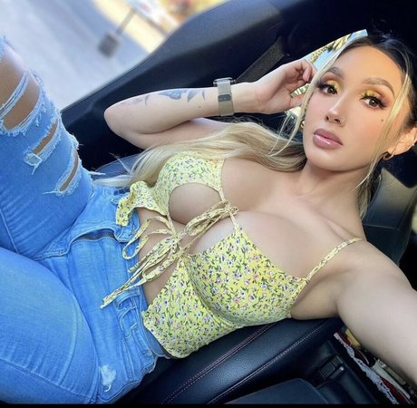 Mirahbella