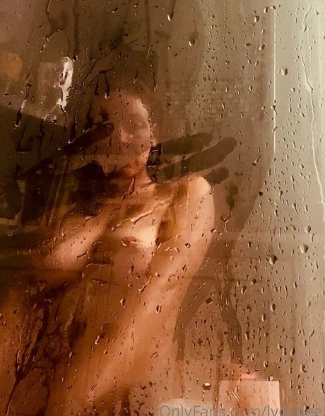 Foto desnuda filtrada de OnlyFans de Lydsdee