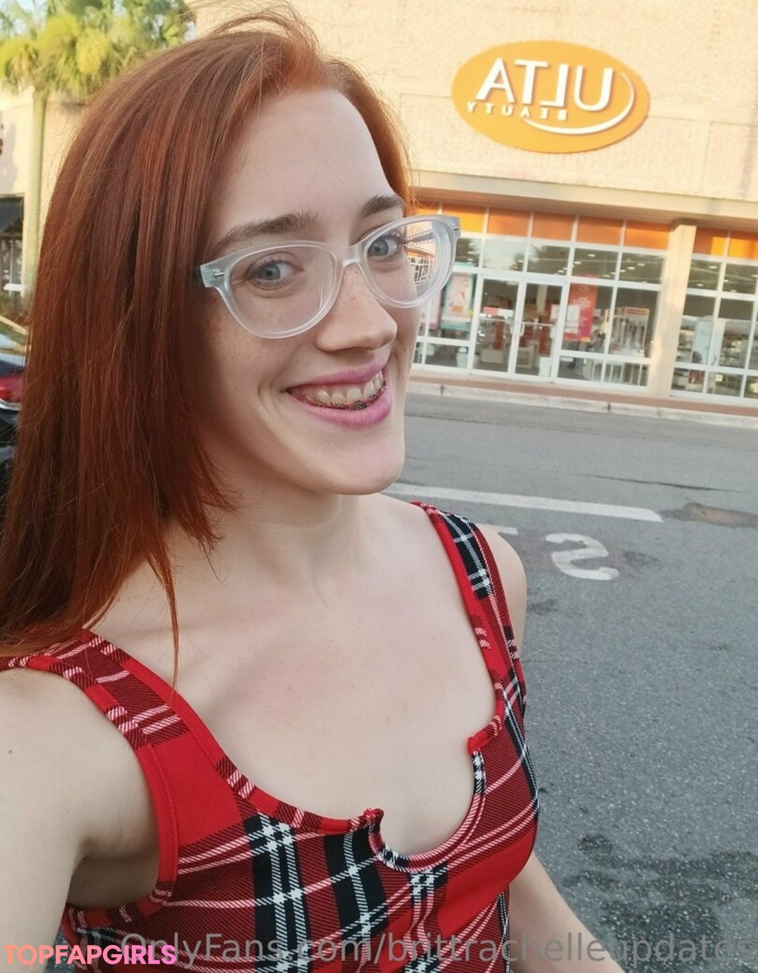 Foto desnuda filtrada de OnlyFans de Brittrachelleupdates #104 Foto desnuda filtrada de OnlyFans de Brittrachelleupdates #104