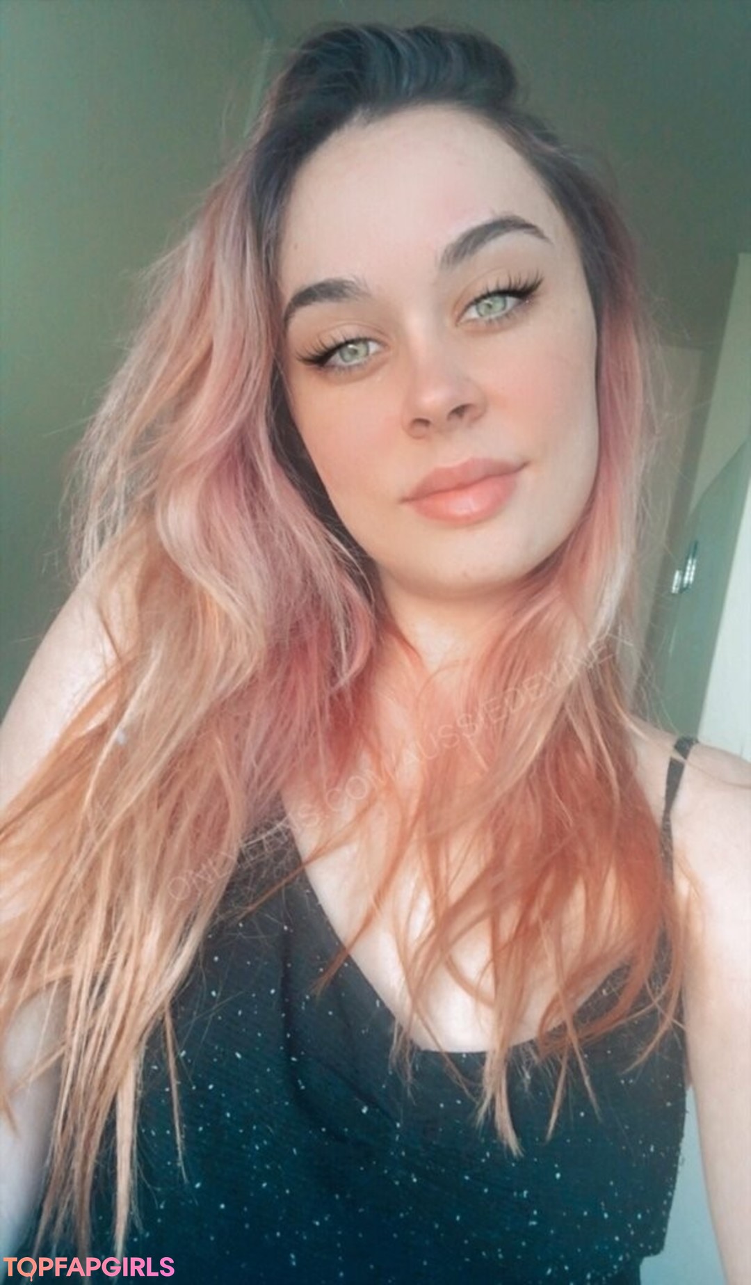 Foto desnuda filtrada de OnlyFans de Itsbellamichaels #8 Foto desnuda filtrada de OnlyFans de Itsbellamichaels #8