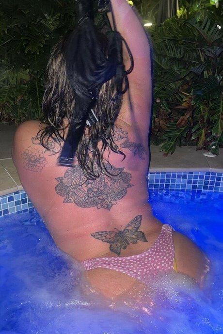 Foto desnuda filtrada de OnlyFans de Alexisejames