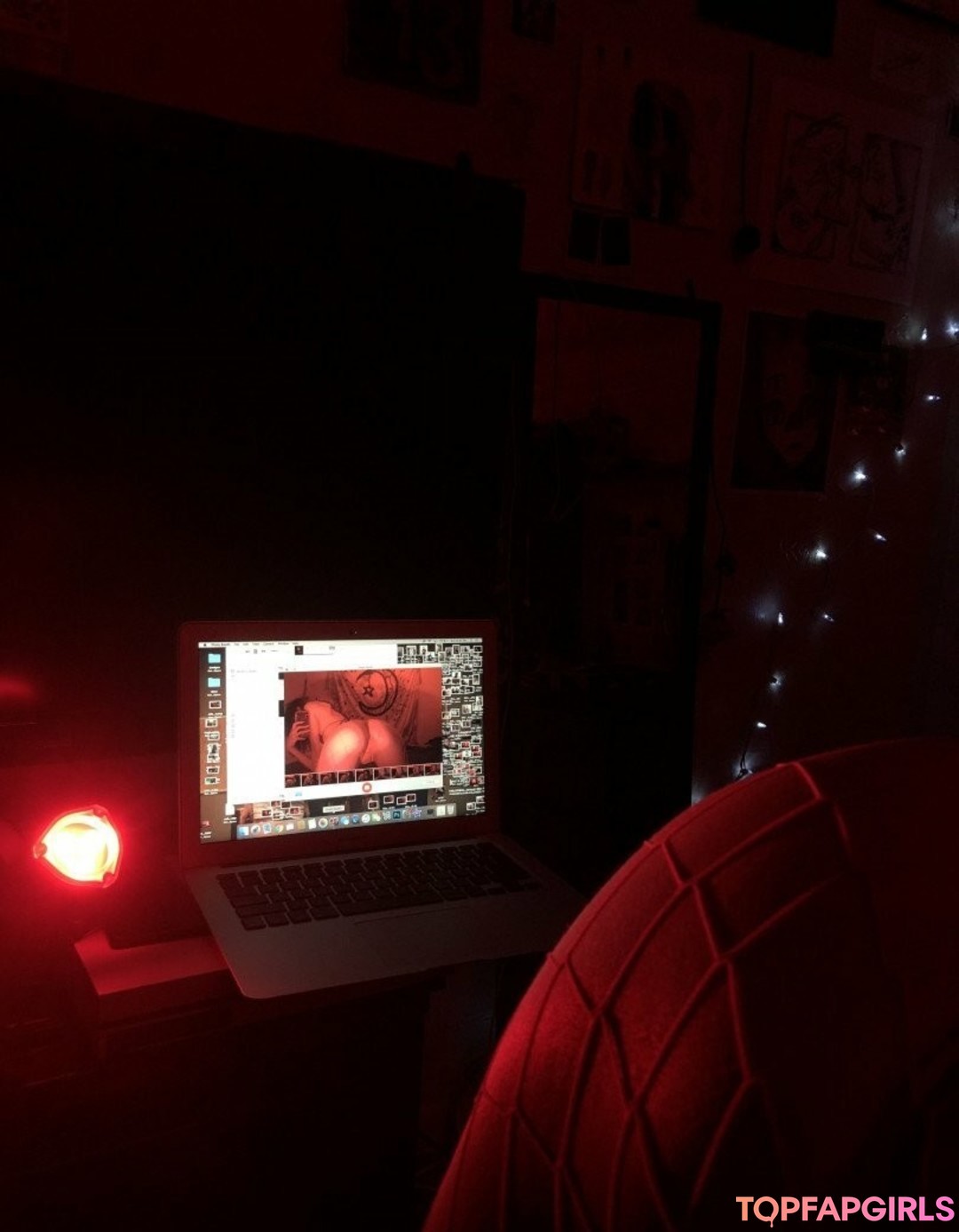 Foto desnuda filtrada de OnlyFans de Valeriedied #119 Foto desnuda filtrada de OnlyFans de Valeriedied #119