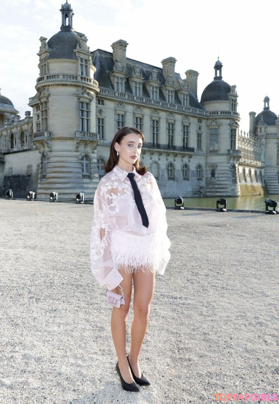 Foto desnuda filtrada de OnlyFans de Emma Chamberlain #161 Foto desnuda filtrada de OnlyFans de Emma Chamberlain #161