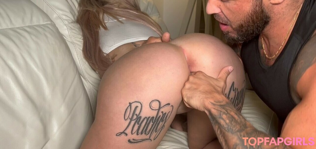 Foto desnuda filtrada de OnlyFans de Mriconicxx #12 Foto desnuda filtrada de OnlyFans de Mriconicxx #12