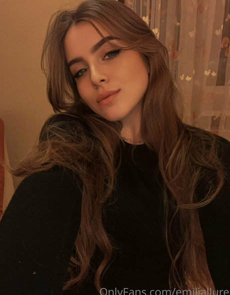 Foto desnuda filtrada de OnlyFans de Emiliallure
