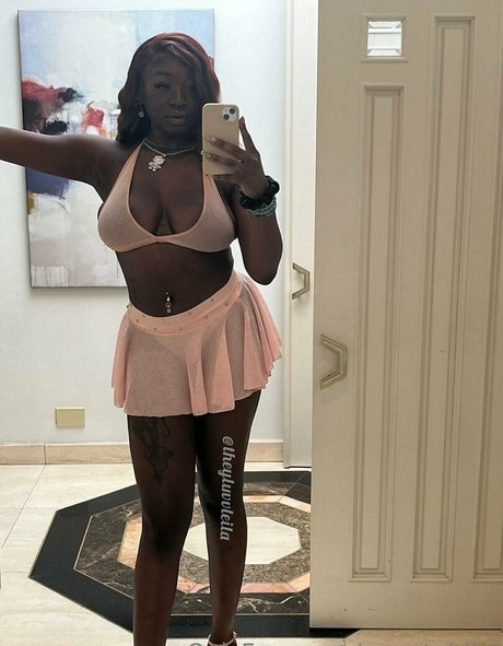 Sweetgirllei