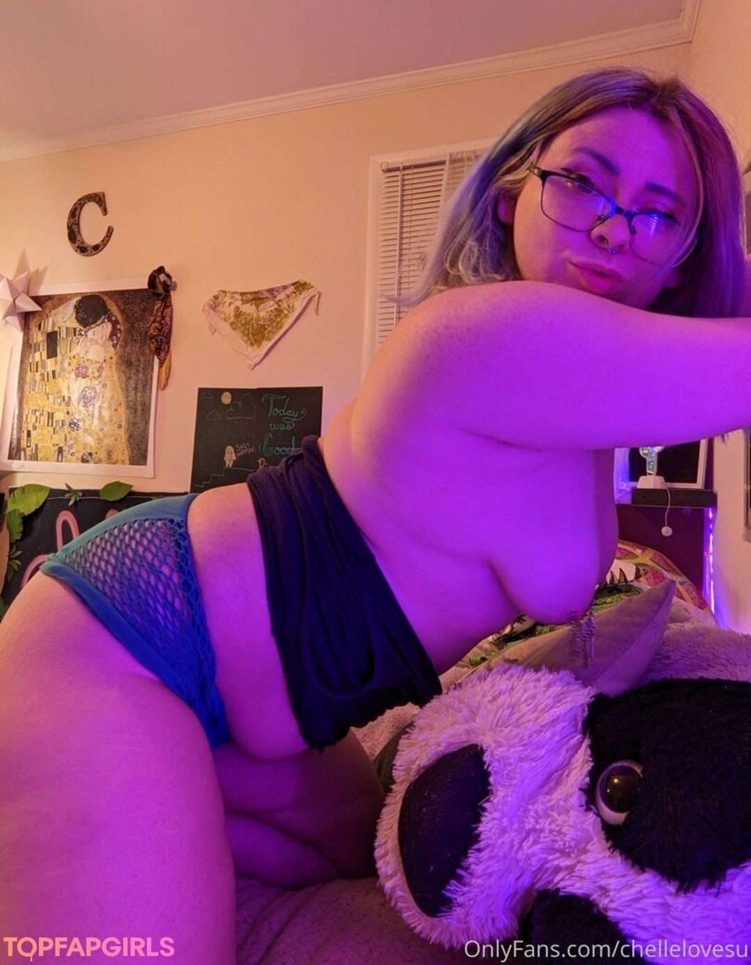 Foto desnuda filtrada de OnlyFans de Chellelovesu #295 Foto desnuda filtrada de OnlyFans de Chellelovesu #295