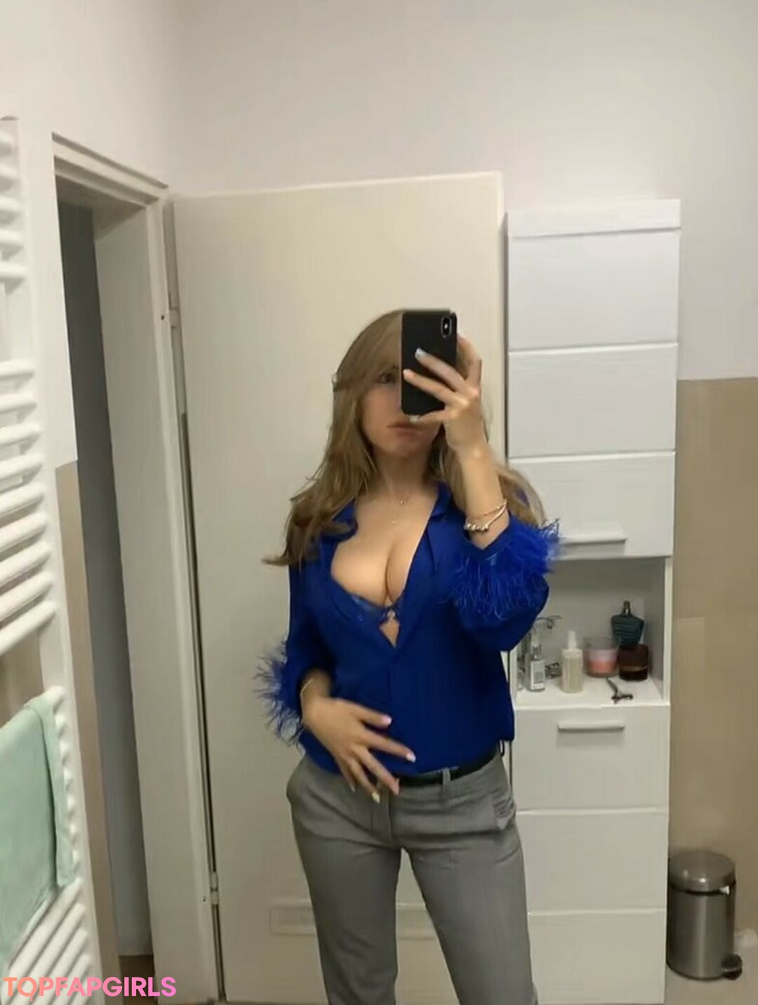 Foto desnuda filtrada de OnlyFans de Lelainaperezz #2 Foto desnuda filtrada de OnlyFans de Lelainaperezz #2