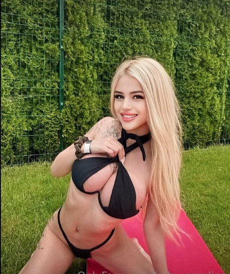 Foto desnuda filtrada de OnlyFans de Babycarolina