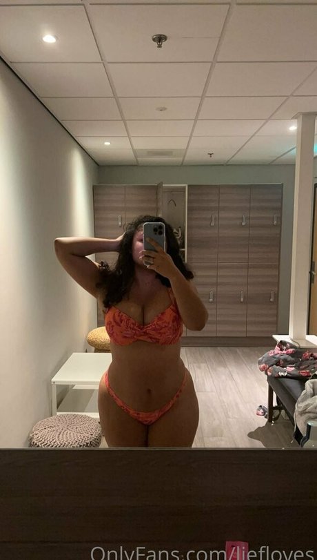Foto desnuda filtrada de OnlyFans de Liefloves
