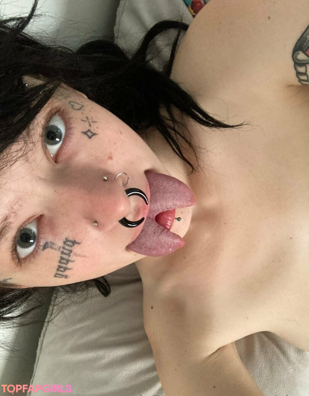 Foto desnuda filtrada de OnlyFans de Lostwetdog #88 Foto desnuda filtrada de OnlyFans de Lostwetdog #88