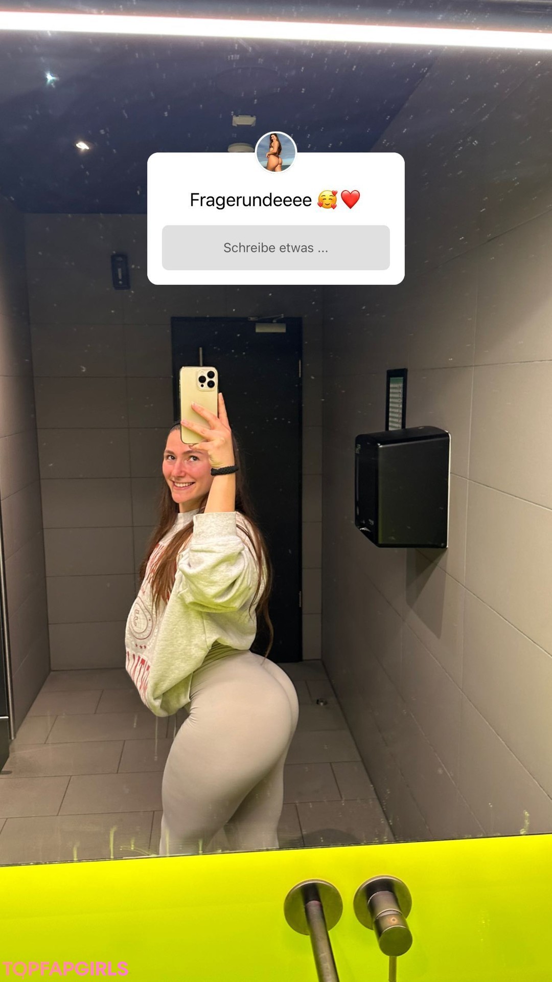 Foto desnuda filtrada de OnlyFans de Leonie Kommoss #130 Foto desnuda filtrada de OnlyFans de Leonie Kommoss #130