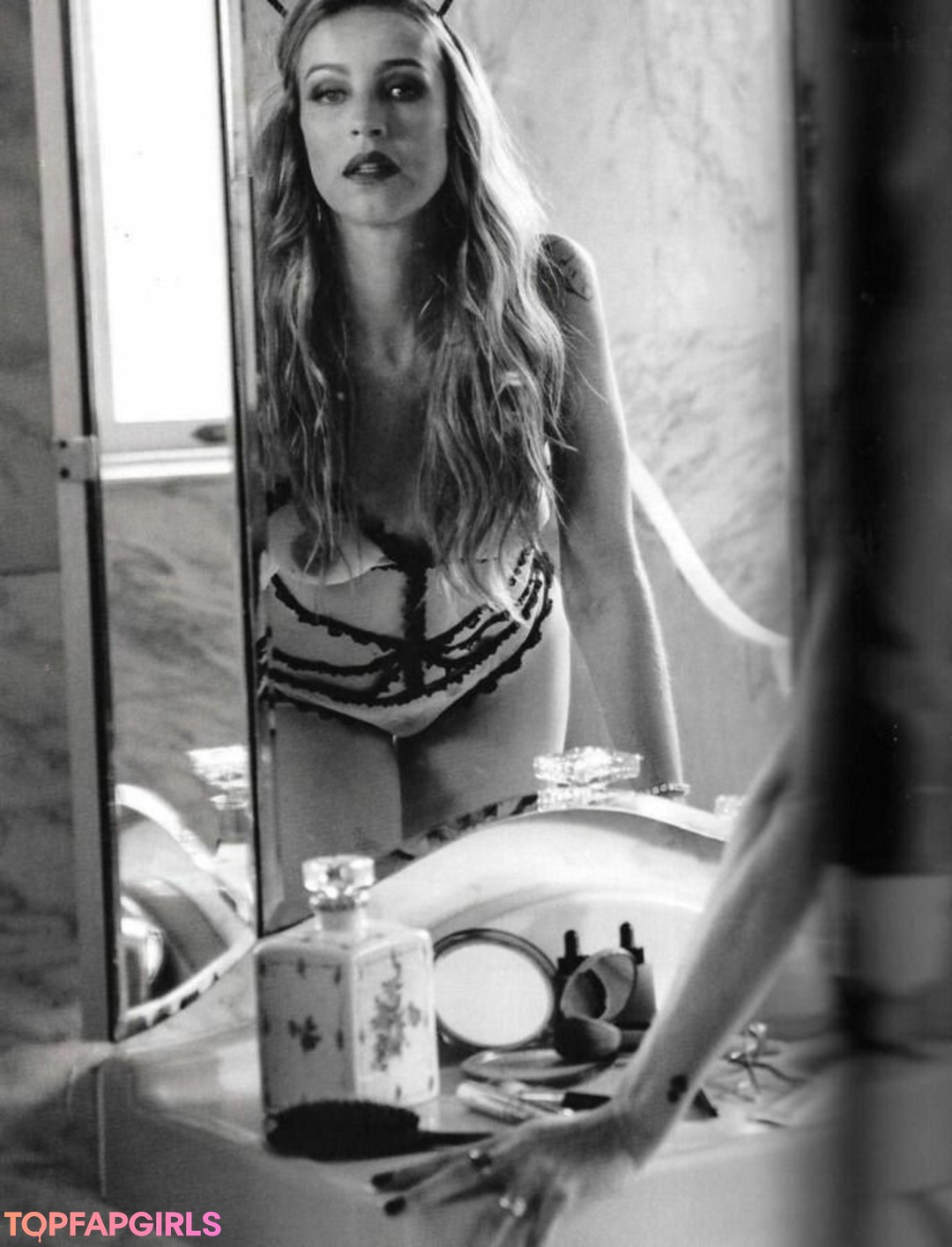 Foto desnuda filtrada de OnlyFans de Luana Piovani #80 Foto desnuda filtrada de OnlyFans de Luana Piovani #80