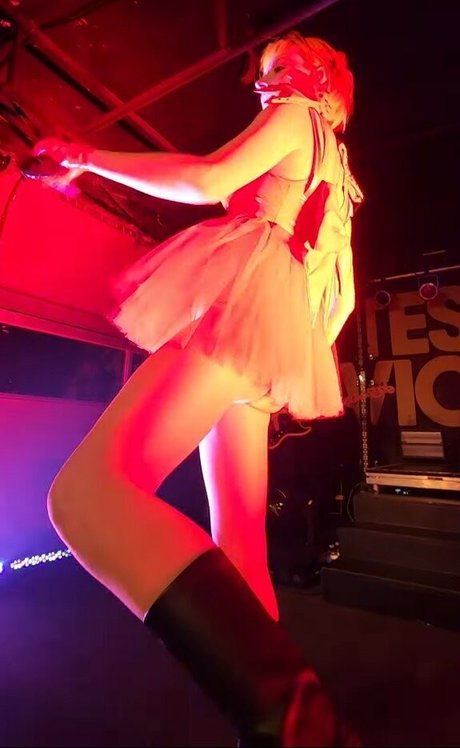 Tessa Violet