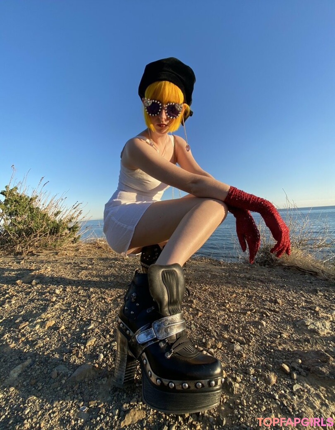 Foto desnuda filtrada de OnlyFans de Tessa Violet #22 Foto desnuda filtrada de OnlyFans de Tessa Violet #22