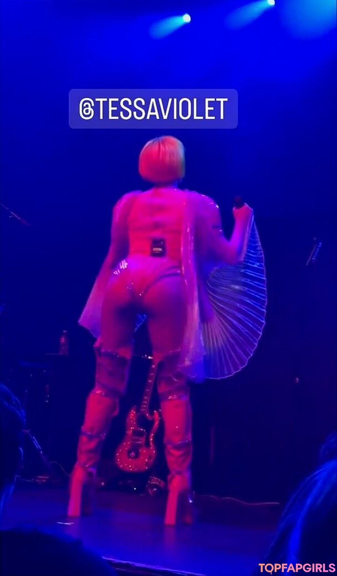 Foto desnuda filtrada de OnlyFans de Tessa Violet #28 Foto desnuda filtrada de OnlyFans de Tessa Violet #28