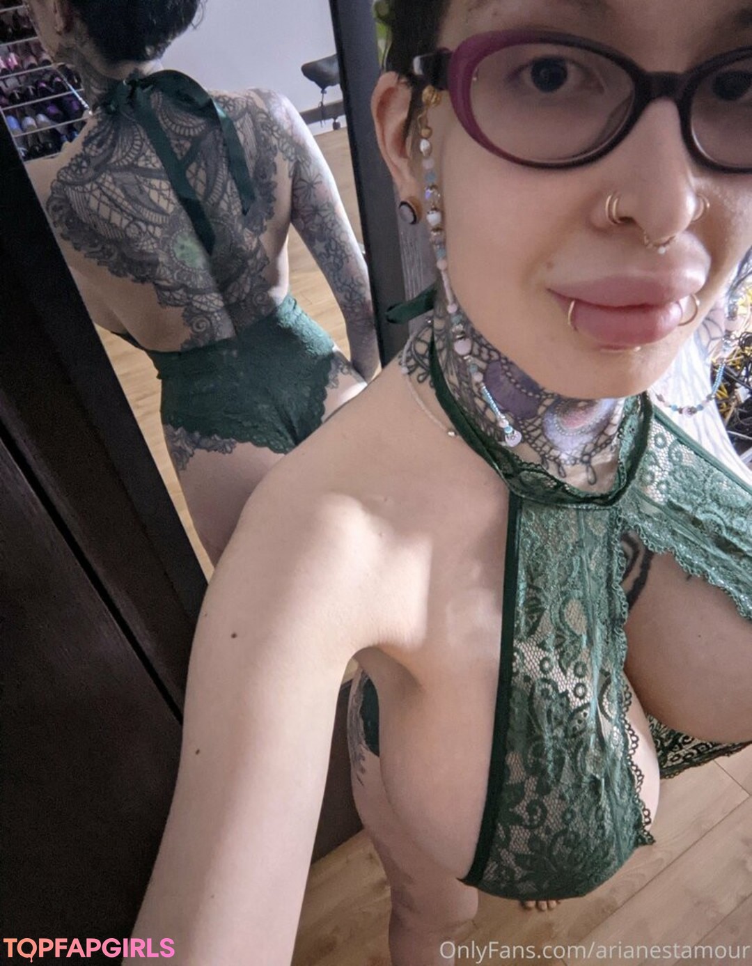 Foto desnuda filtrada de OnlyFans de Arianestamour #26 Foto desnuda filtrada de OnlyFans de Arianestamour #26