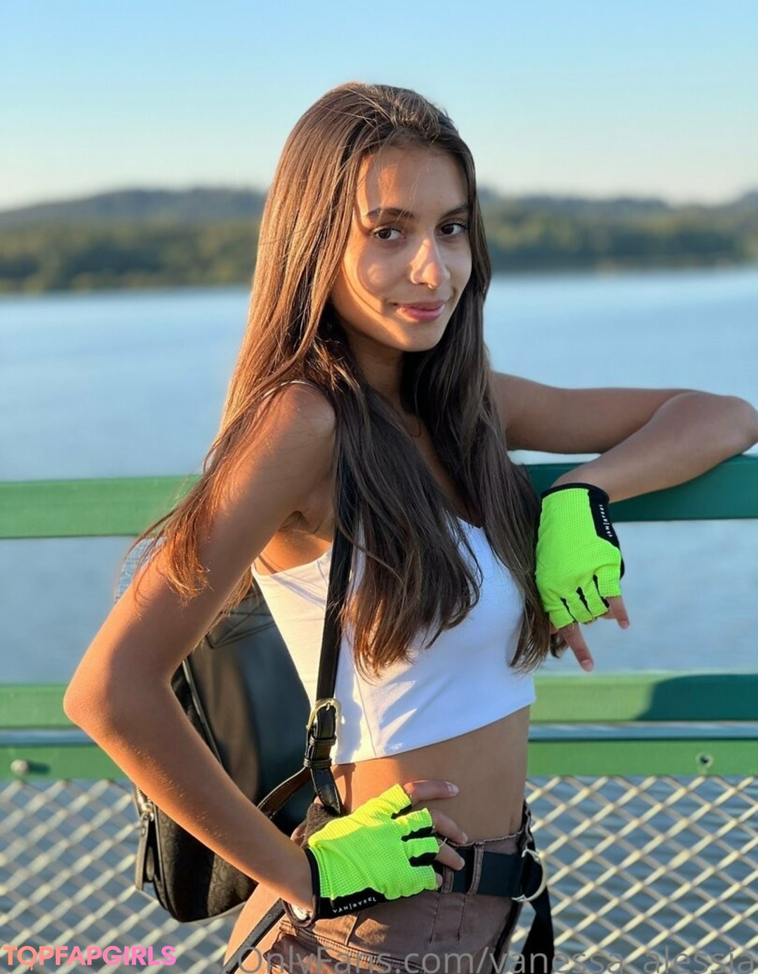 Foto desnuda filtrada de OnlyFans de Vanessa Alessia #44 Foto desnuda filtrada de OnlyFans de Vanessa Alessia #44