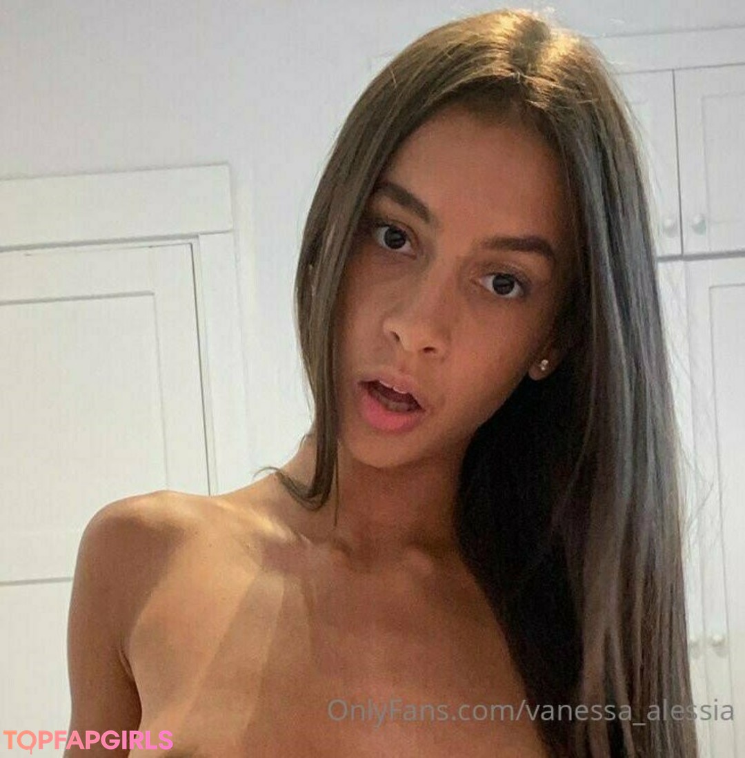 Foto desnuda filtrada de OnlyFans de Vanessa Alessia #56 Foto desnuda filtrada de OnlyFans de Vanessa Alessia #56