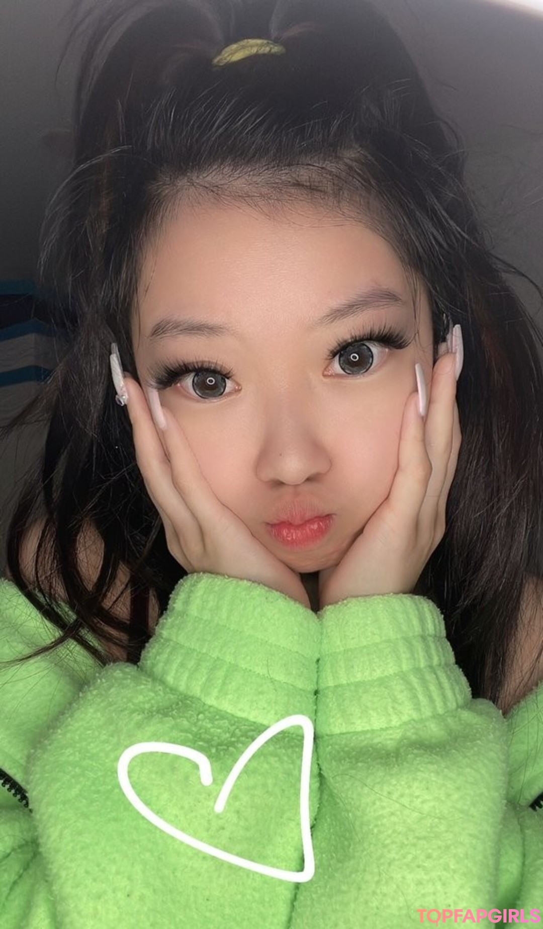 Foto desnuda filtrada de OnlyFans de Fruitypoppin #71 Foto desnuda filtrada de OnlyFans de Fruitypoppin #71