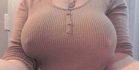 Foto desnuda filtrada de OnlyFans de Mykenzieren