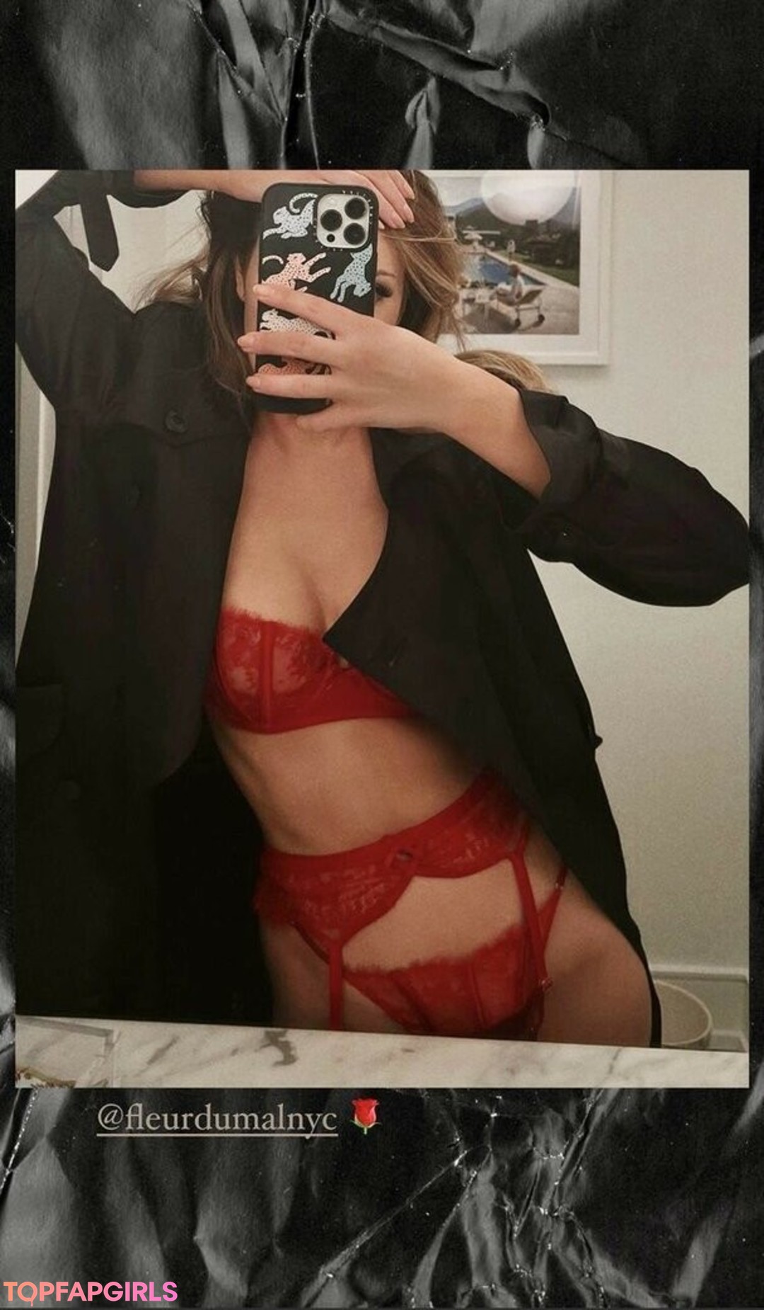 Foto desnuda filtrada de OnlyFans de Elizabeth Gillies #94 Foto desnuda filtrada de OnlyFans de Elizabeth Gillies #94