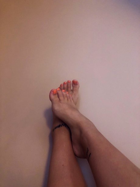 Foto desnuda filtrada de OnlyFans de Norwegian Foot Fetish Couple