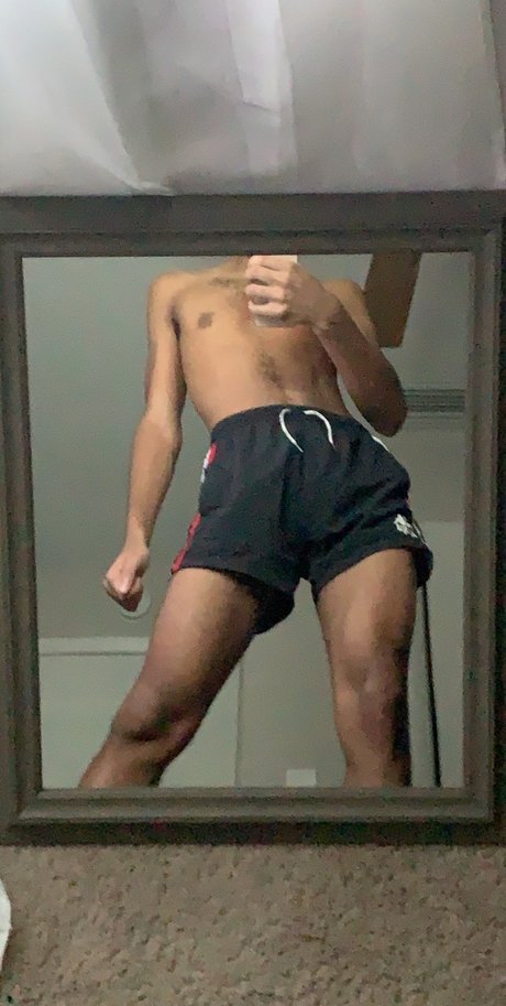 Foto desnuda filtrada de OnlyFans de Noony1030