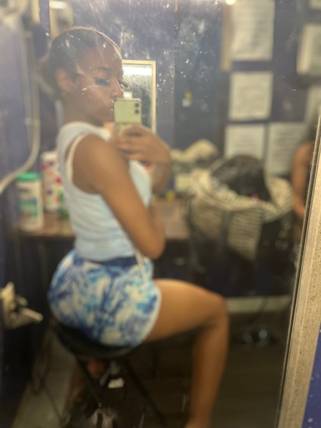 Foto desnuda filtrada de OnlyFans de Pressure Nola