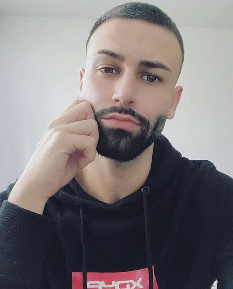 Nik