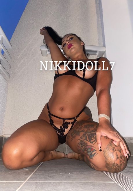 Foto desnuda filtrada de OnlyFans de Nikkidoll7