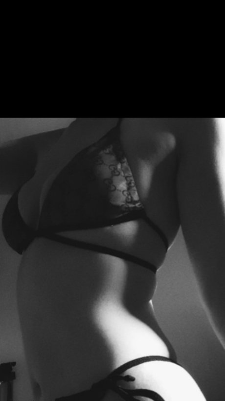 Foto desnuda filtrada de OnlyFans de Heather Moonstone