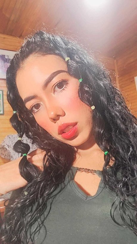 Foto desnuda filtrada de OnlyFans de Persfone