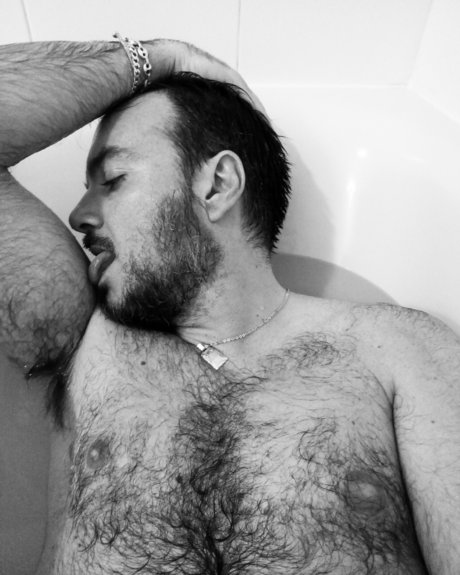 Foto desnuda filtrada de OnlyFans de Lorenzo