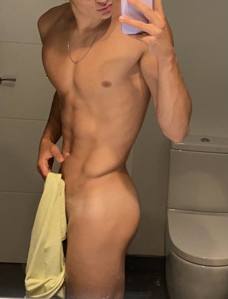 Foto desnuda filtrada de OnlyFans de Pedro Del Hierro