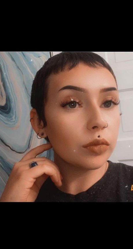 Foto desnuda filtrada de OnlyFans de Zay 