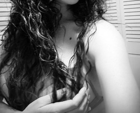 Foto desnuda filtrada de OnlyFans de Paula