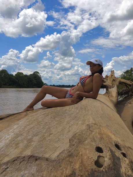 Foto desnuda filtrada de OnlyFans de Estrella Muoz
