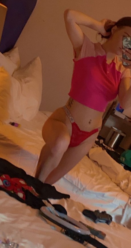 Foto desnuda filtrada de OnlyFans de Fun Size
