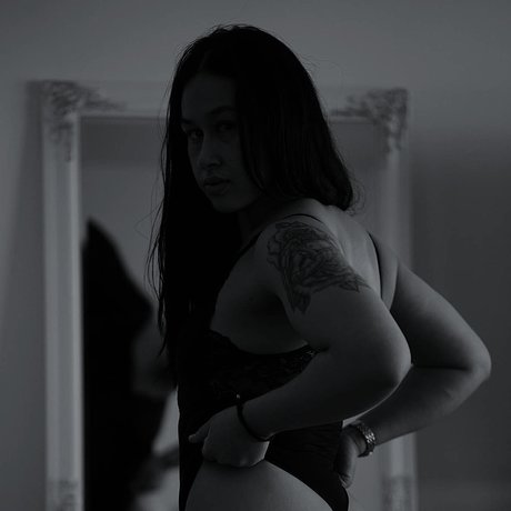 Foto desnuda filtrada de OnlyFans de Nuunu