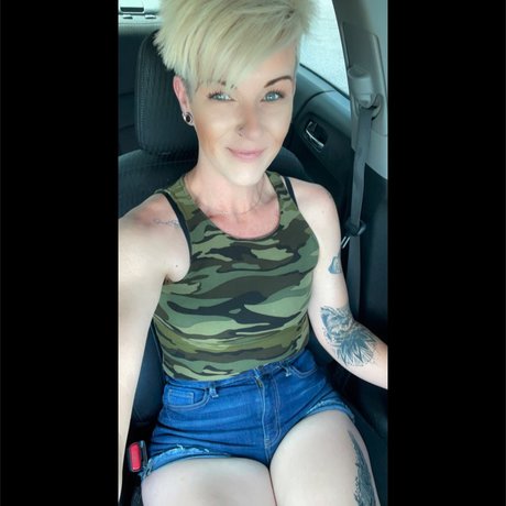 Foto desnuda filtrada de OnlyFans de Kate Harrell