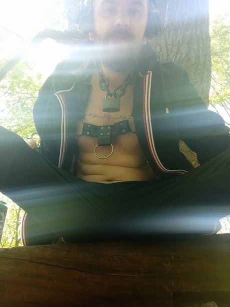 Foto desnuda filtrada de OnlyFans de Pablo  Pup Slaffe